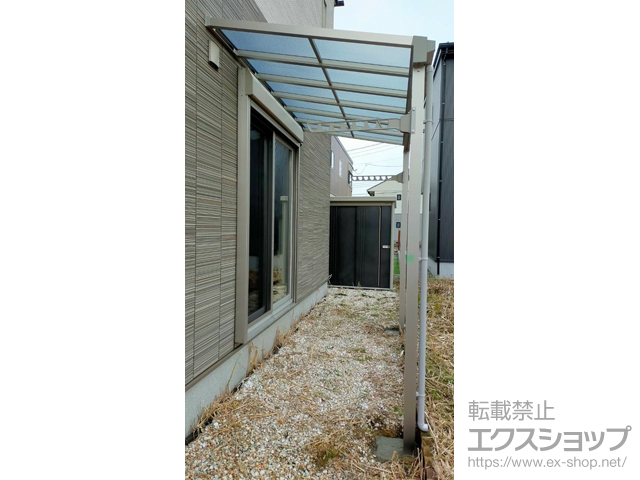 新潟県燕市ののテラス屋根 ソラリア F型 3000 テラスタイプ 単体 積雪〜100cm対応＋水平式上下可動物干し 施工例