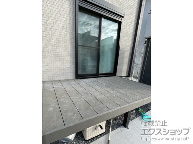 埼玉県三郷市ののウッドデッキ リウッドデッキ 200＋リウッドステップ5型 Ｓタイプ（2段） 施工例