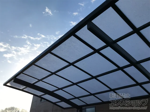 栃木県芳賀郡益子町のValue Selectのカーポート プレシオスポート 積雪～20cm対応 施工例