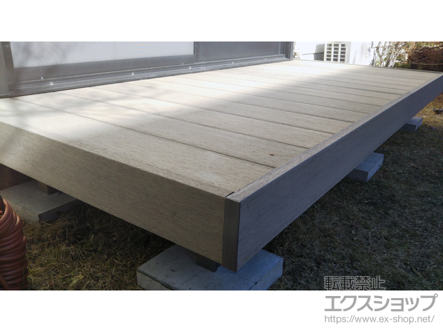 千葉県木更津市ののウッドデッキ デッキDS 片勝ち納まり 施工例