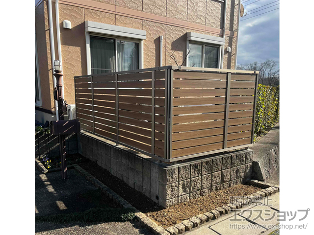 滋賀県東近江市ののフェンス・柵 モクハイフェンス フリーポールタイプ 施工例