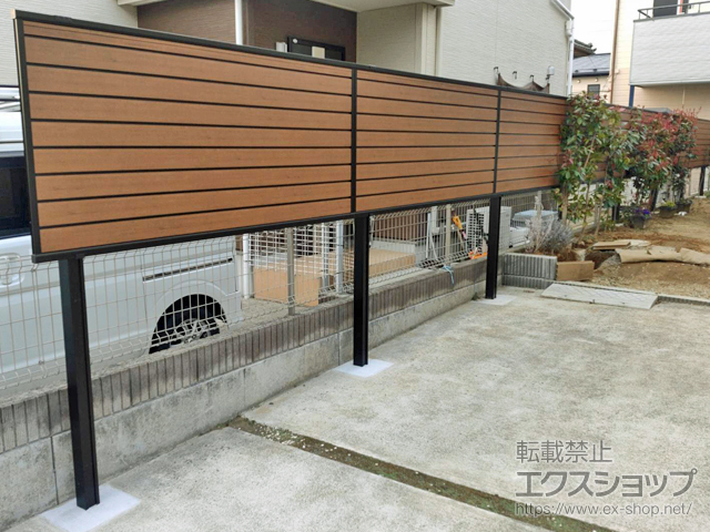 宮城県仙台市ののフェンス・柵 モクアルフェンス 目隠しタイプ 上段のみ設置 自立建て用 施工例