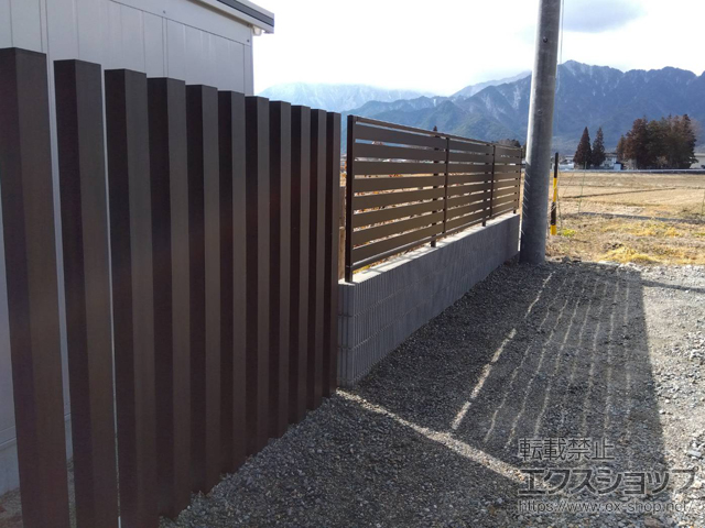 長野県北安曇郡松川村ののフェンス・柵 シンプレオフェンスSY1F型 横スリット　自由柱施工 施工例
