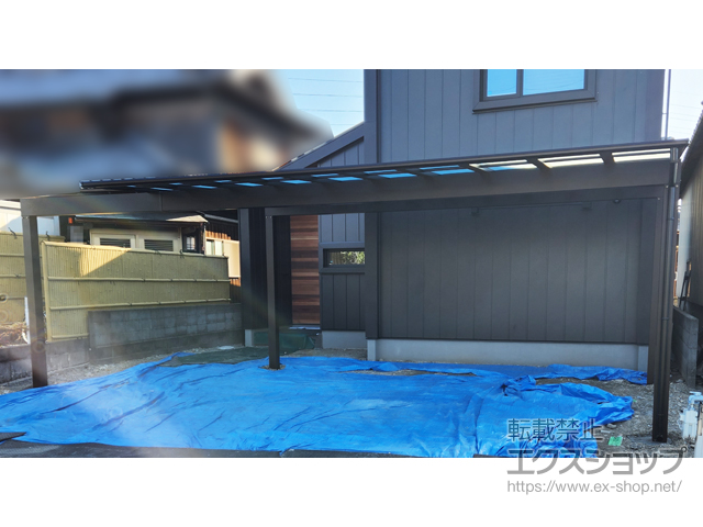 兵庫県加古川市ののカーポート エフルージュ ツイン FIRST 積雪〜20cm対応*梁延長仕様（水下側のみ/8m以下） 施工例