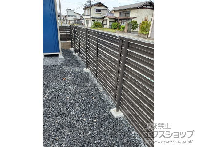 岩手県一関市ののフェンス・柵 モクハイフェンス アルミ色タイプ フリーポールタイプ 施工例