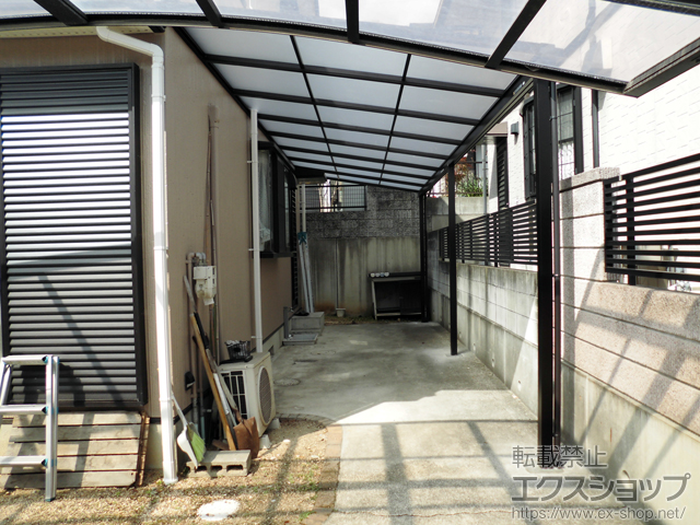 岡山県岡山市ののテラス屋根 ソラリア F型 テラスタイプ 連棟 積雪〜20cm対応 施工例