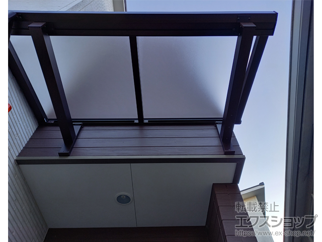 兵庫県神戸市ののテラス屋根 ソラリア F型 ルーフタイプ 単体積雪〜20cm対応 施工例