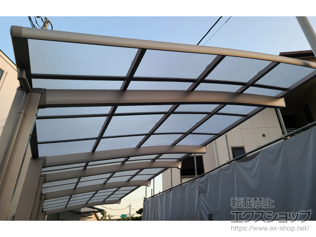 大阪府茨木市ののカーポート ネスカR (ラウンドスタイル) 積雪〜20cm対応 ※連棟用 施工例