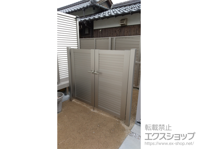 山口県防府市のの門扉 シンプレオ門扉5型 横目隠し 両開き 門柱使用 施工例