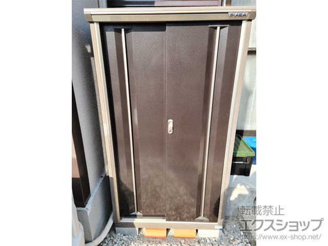 福岡県太宰府市のの物置・屋外倉庫 ナイソーシスター　900×720×1603 KMW-097D-P-CB 施工例