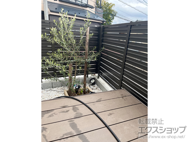 埼玉県所沢市ののフェンス・柵 フェンスAB YS3型 横スリット3 フリーポールタイプ 施工例