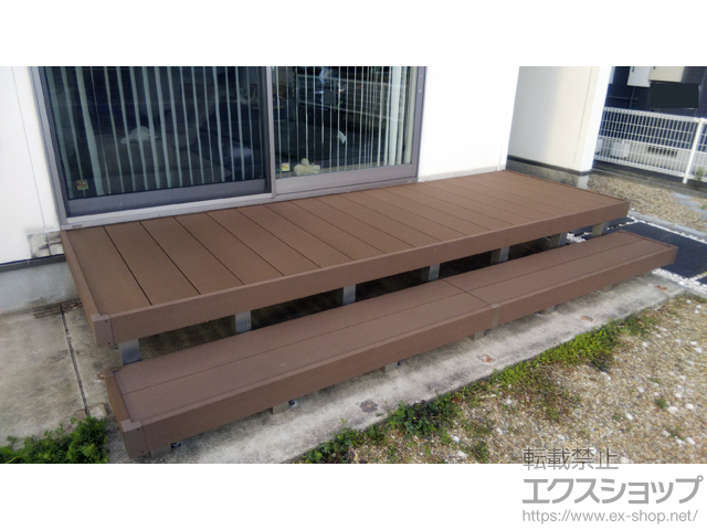 愛知県西尾市ののウッドデッキ リウッドデッキ 200+段床セット 正面タイプ 1段 施工例