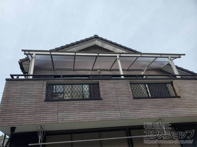 東京都八王子市ののバルコニー・ベランダ屋根 ソラリア R型 屋根タイプ 連棟 積雪〜20cm対応 施工例