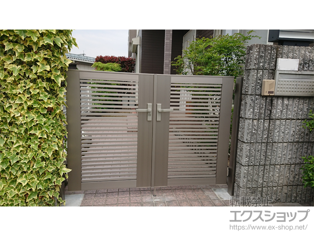奈良県大和郡山市のの門扉 開き門扉AB YR1型 両開き　柱使用 施工例