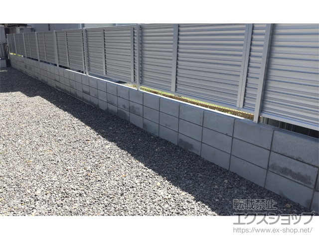 滋賀県栗東市ののフェンス・柵 ミエーネフェンス 目隠しルーバータイプ 自由柱施工 施工例
