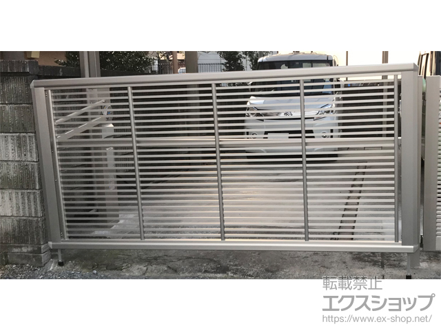 静岡県沼津市ののカーゲート ルシアスアップゲート 1型 横格子 電動 施工例
