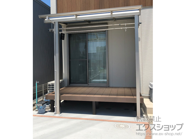 愛知県春日井市ののテラス屋根 ソラリア F型 テラスタイプ 単体 積雪〜20cm対応+吊り下げ式固定物干し 施工例