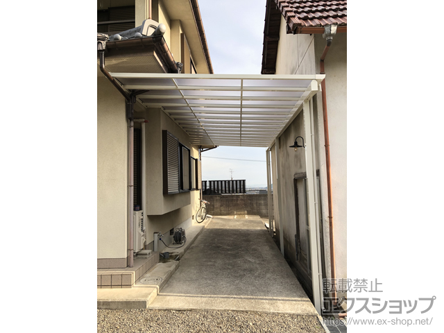 愛媛県新居浜市ののテラス屋根 ソラリア F型 テラスタイプ 連棟 積雪〜20cm対応 ※壁面奥行違い+張り出し納まり 施工例