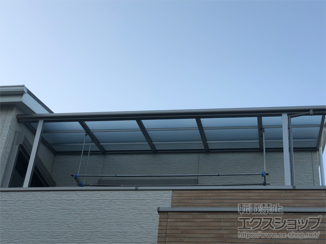福岡県福岡市ののバルコニー・ベランダ屋根 スピーネ F型 屋根タイプ 単体 積雪〜20cm対応 施工例