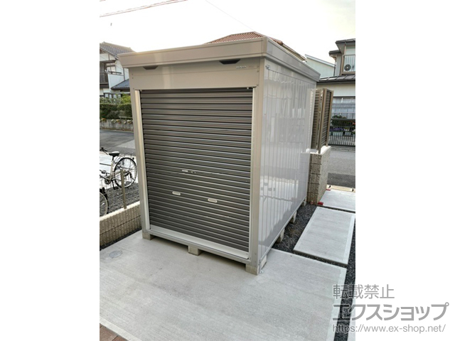 千葉県千葉市のの倉庫・ガレージ FM-1826HY-GM バイク保管庫 一般型 床付タイプ 1790×2630×2385 ハイルーフ FM-1826HY 施工例