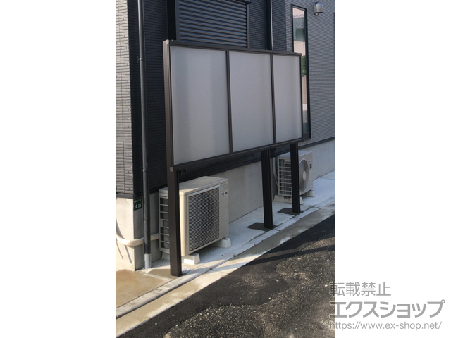 福岡県福岡市ののフェンス・柵 シンプレオフェンスP1F型 目隠しポリカパネル 上段のみ設置 自立建て用 施工例