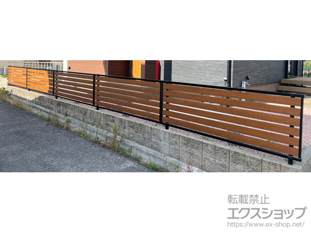 佐賀県佐賀市ののフェンス・柵 モクアルフェンス 横板タイプ 自由柱施工 施工例