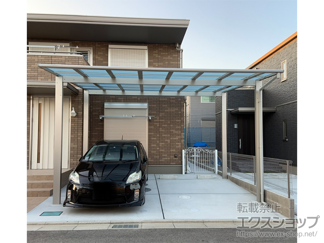 和歌山県和歌山市ののカーポート エフルージュ ツイン FIRST 積雪〜20cm対応 施工例