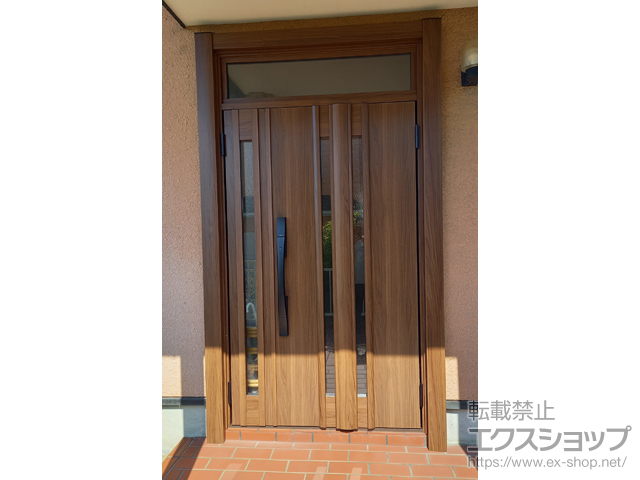 兵庫県小野市のの玄関ドア リシェント玄関ドア3 断熱K4仕様 親子仕様(ランマ付き) G15型 施工例