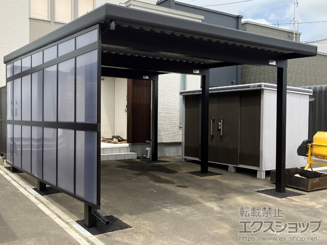 北海道札幌市ののカーポート ジーポートneo 積雪150cm Aタイプ  2台用 角柱6本柱+サイドパネル<平板タイプ> 台形枠付き（外観左設置） 施工例