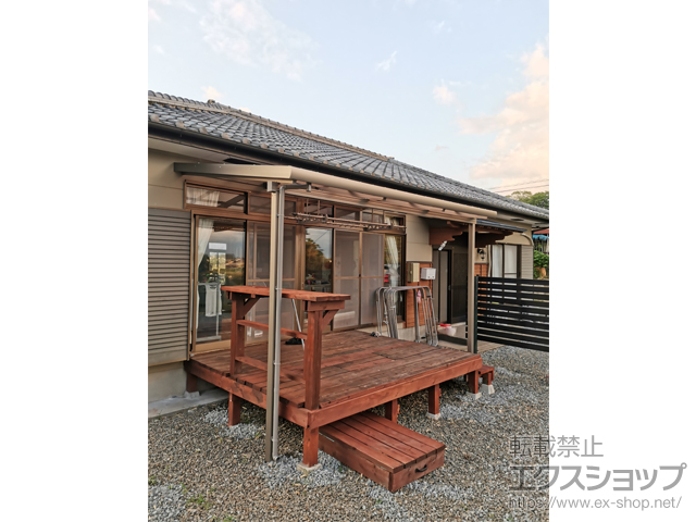 宮崎県都城市のLIXIL リクシル（トステム）のテラス屋根 ナーラテラス テラスタイプ 単体 積雪〜20cm対応 施工例