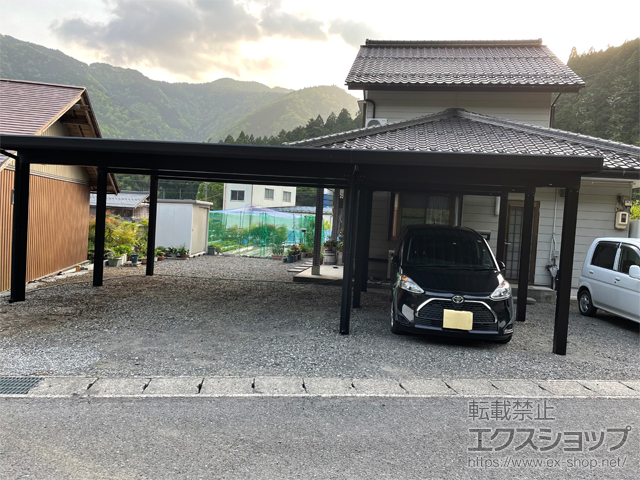 岐阜県本巣市ののカーポート ジーポートneo 横連棟（1＋2台） 9本角柱 積雪〜150cm対応 Aタイプ 施工例