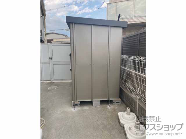大阪府東大阪市のの物置・屋外倉庫 エスケーエイト SK8-70 一般型 1800×1200×1940 SK8-70-GK 施工例