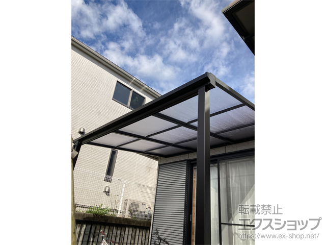 千葉県成田市ののテラス屋根 ソラリア F型 テラスタイプ 単体 積雪〜20cm対応 施工例