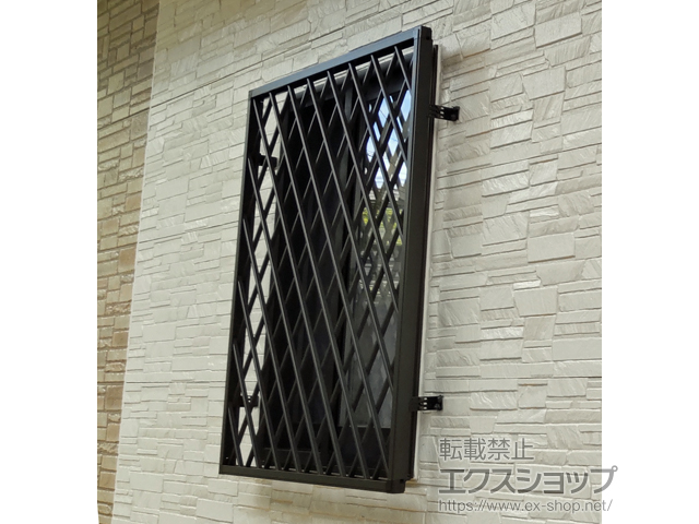 千葉県佐倉市のLIXIL リクシル（トステム）の面格子・窓格子 アルミ面格子 ヒシクロス 施工例