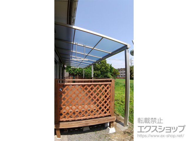 鹿児島県志布志市ののテラス屋根 ソラリア F型 テラスタイプ 連棟 積雪〜20cm対応+吊り下げ式固定物干し 施工例