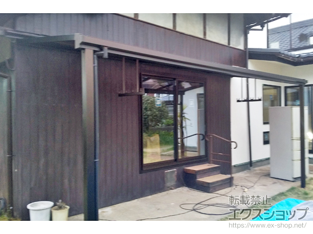 愛媛県松山市ののテラス屋根 ソラリア F型 テラスタイプ 単体 積雪〜20cm対応+吊り下げ式 固定物干し 施工例