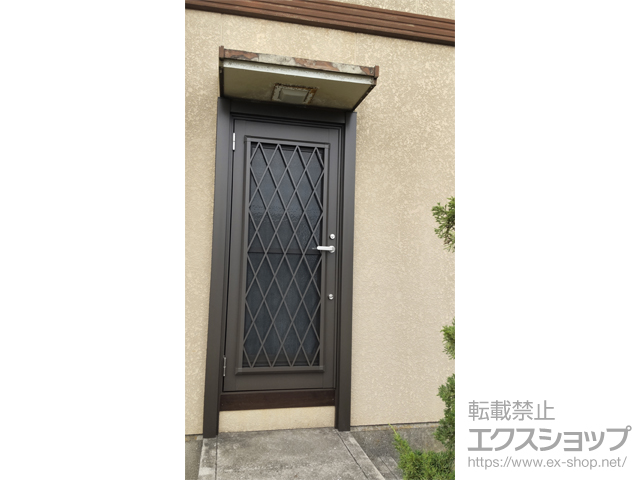 熊本県菊池郡大津町のの玄関ドア リシェント勝手口ドア アルミSG仕様 ランマ無（外観左吊元）C型 施工例