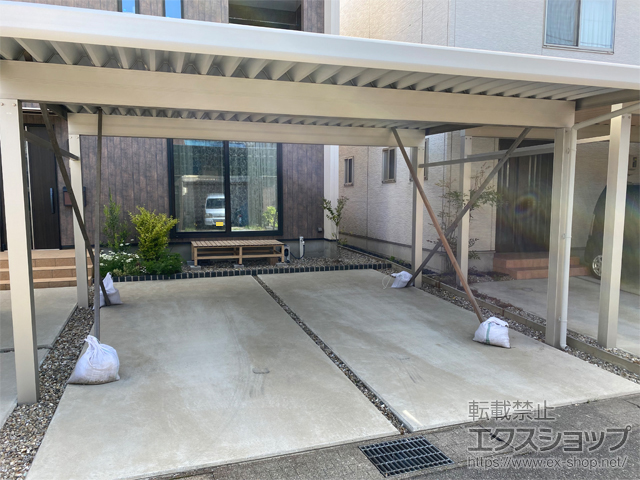 福井県敦賀市ののカーポート ジーポートneo 積雪100cmAタイプ 2台用 角柱4本柱 施工例