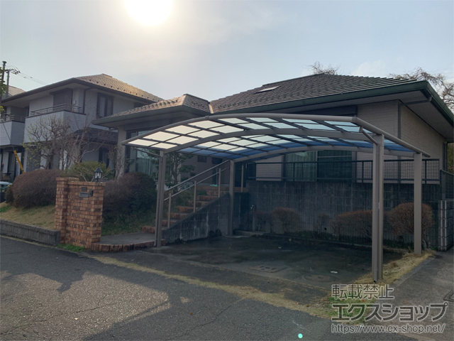 千葉県四街道市ののカーポート ネスカR (ラウンドスタイル) ワイド 積雪〜20cm対応 施工例