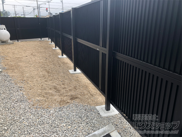 北海道苫小牧市ののフェンス・柵 フェンスAB TM1型 縦目隠し 2段支柱 施工例