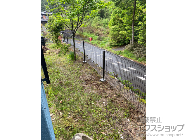 三重県伊勢市ののフェンス・柵 イーネットフェンス 2F型　自由柱施工 施工例