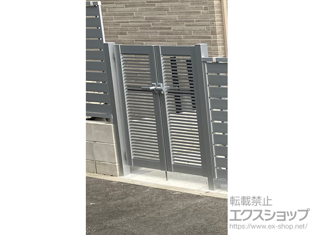 熊本県熊本市のの門扉 シンプレオ門扉1型 横格子 両開き 門柱使用 施工例