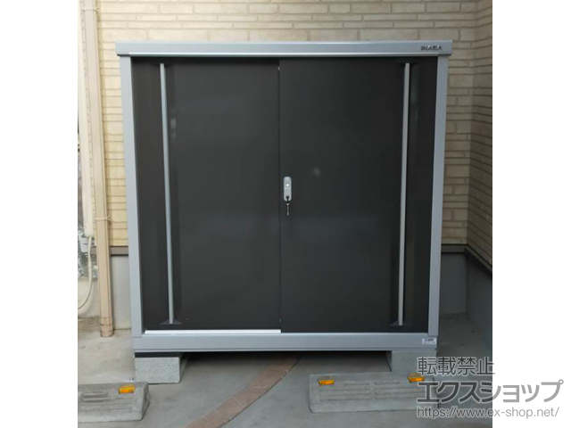 大阪府豊中市のの物置・屋外倉庫 シンプリー 一般型 1320×615×1303 MJX-136C-P-EB 施工例