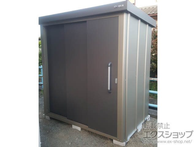山梨県中央市のの物置・屋外倉庫 エスケーエイト SK8-70 一般型 1800×1200×1940 SK8-70-GK 施工例