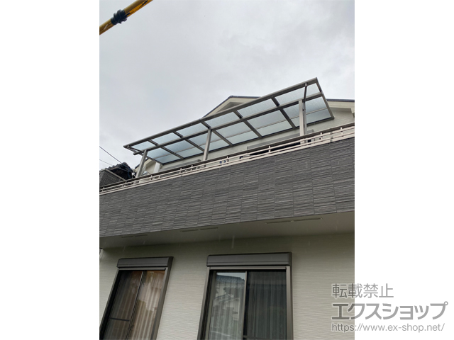 大阪府枚方市ののバルコニー・ベランダ屋根 スピーネ F型 屋根タイプ 連棟 積雪〜20cm対応 施工例