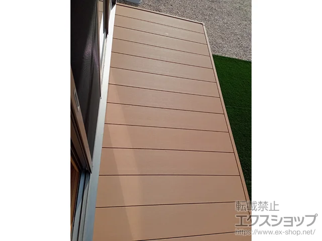 ���ꌧ����s��YKKAP�̃E�b�h�f�b�L ���E�b�h�f�b�L 200 �{�H��