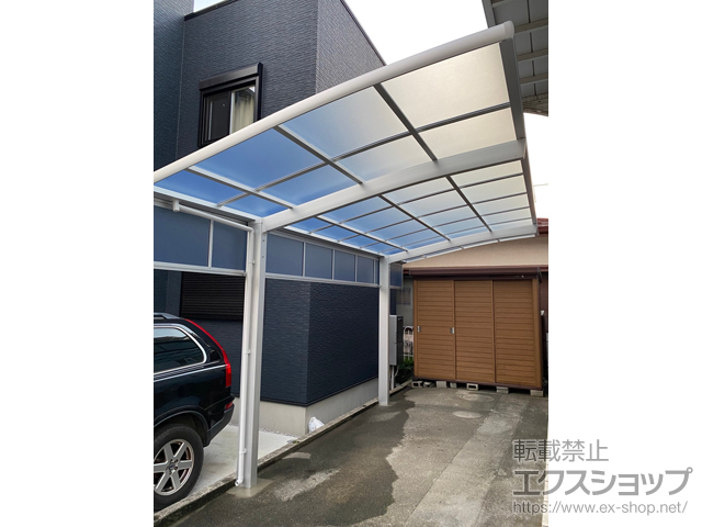 神奈川県相模原市ののカーポート ネスカR (ラウンドスタイル) 積雪〜20cm対応+サイドパネル 施工例