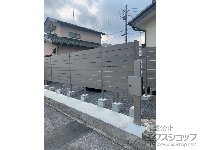 栃木県鹿沼市ののフェンス・柵 プラド/one(ワン)フェンス ジョイントあり仕様 高尺タイプ 施工例