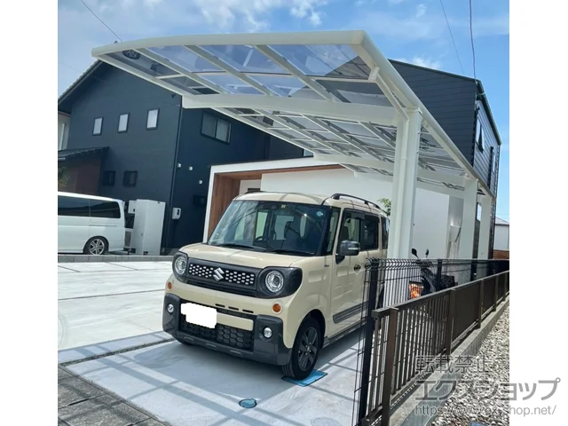 静岡県藤枝市のLIXIL(リクシル)のカーポート ネスカR (ラウンドスタイル) 延長 積雪～20cm対応 施工例