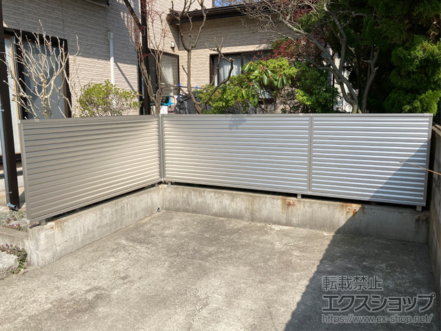 秋田県秋田市ののフェンス・柵 ミエーネフェンス 目隠しルーバータイプ 自由柱施工 施工例